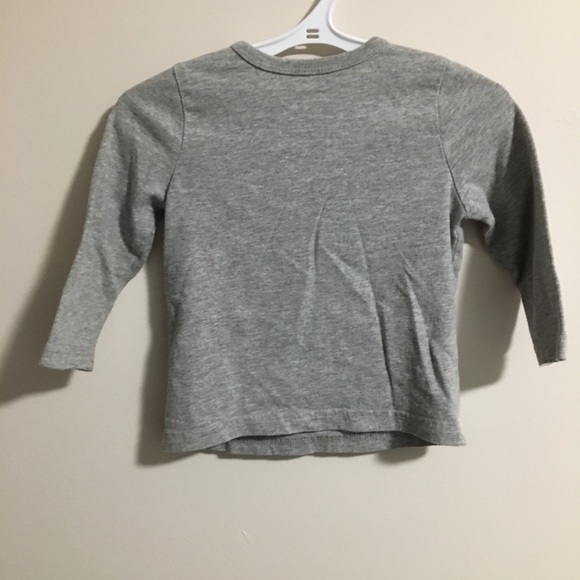 Old Navy Grey LS Toddler Shirt | 18-24M | Like New - Picture 2 of 4